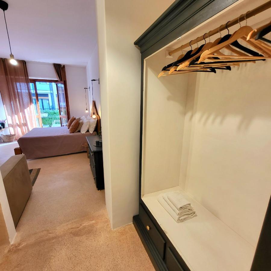 B&B Putignani 181 Bari Bagian luar foto