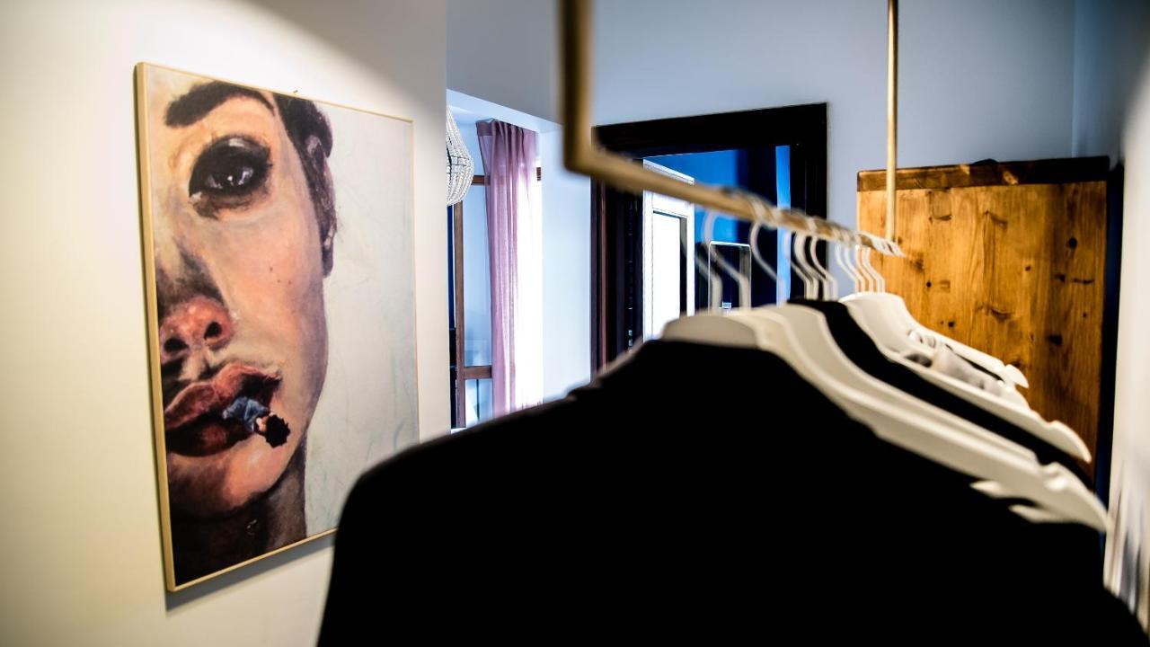 B&B Putignani 181 Bari Bagian luar foto