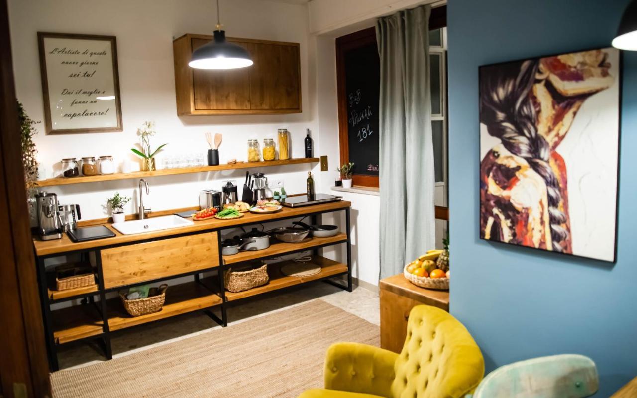 B&B Putignani 181 Bari Bagian luar foto
