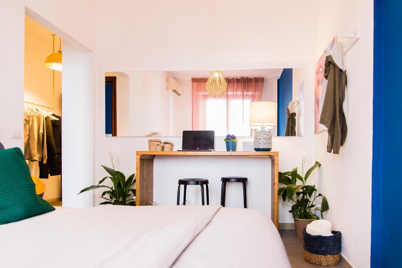 B&B Putignani 181 Bari Bagian luar foto