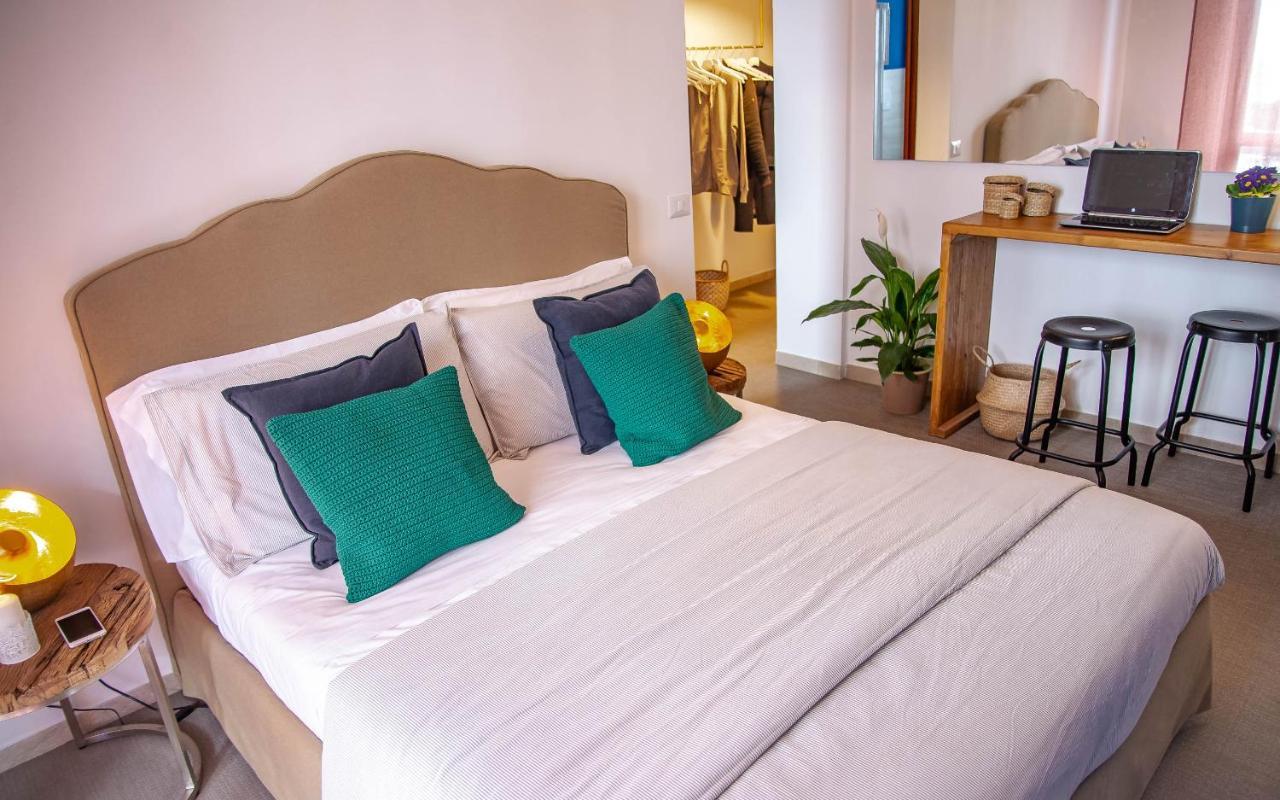 B&B Putignani 181 Bari Bagian luar foto